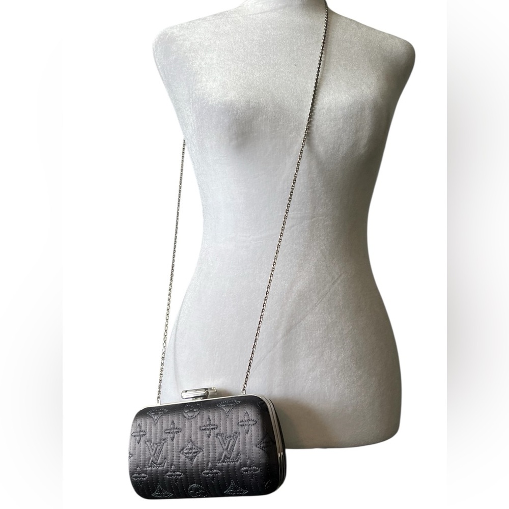 Limited edition Louis Vuitton Purple Gray Evening Clutch with chain strap - Picture 2 of 16